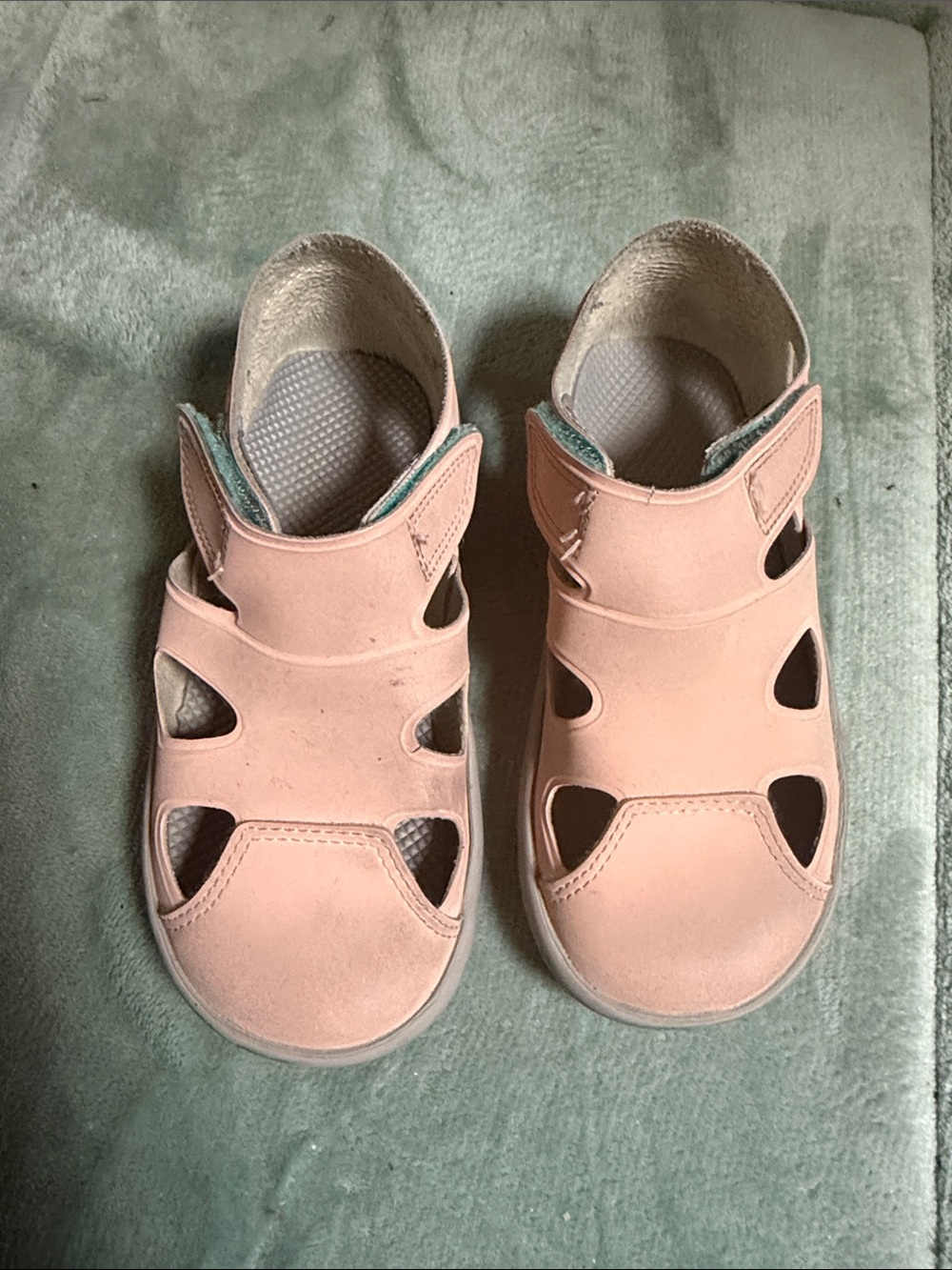 Ten little sandals